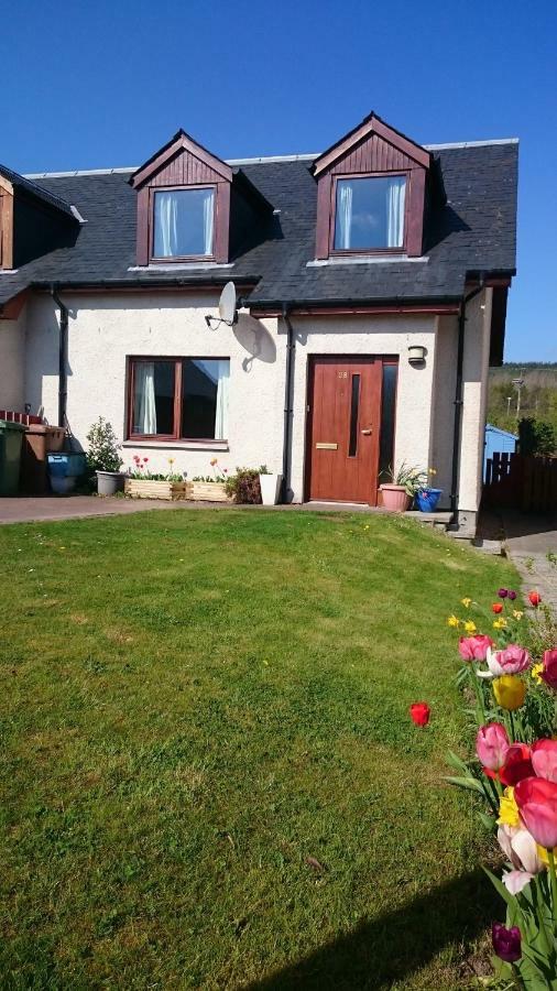 Holiday House Kinveachy Aviemore Ngoại thất bức ảnh